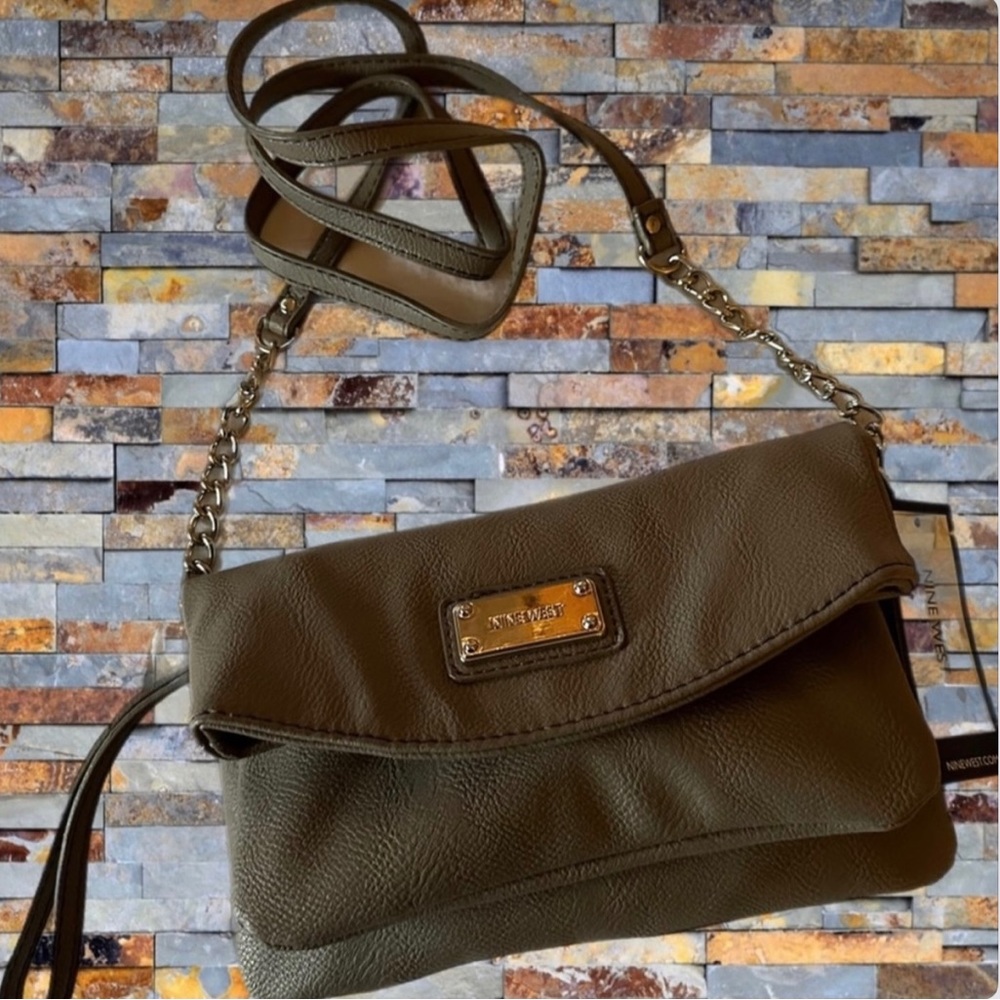 Nine West Convertible Crossbody/Clutch Wristlet NWT